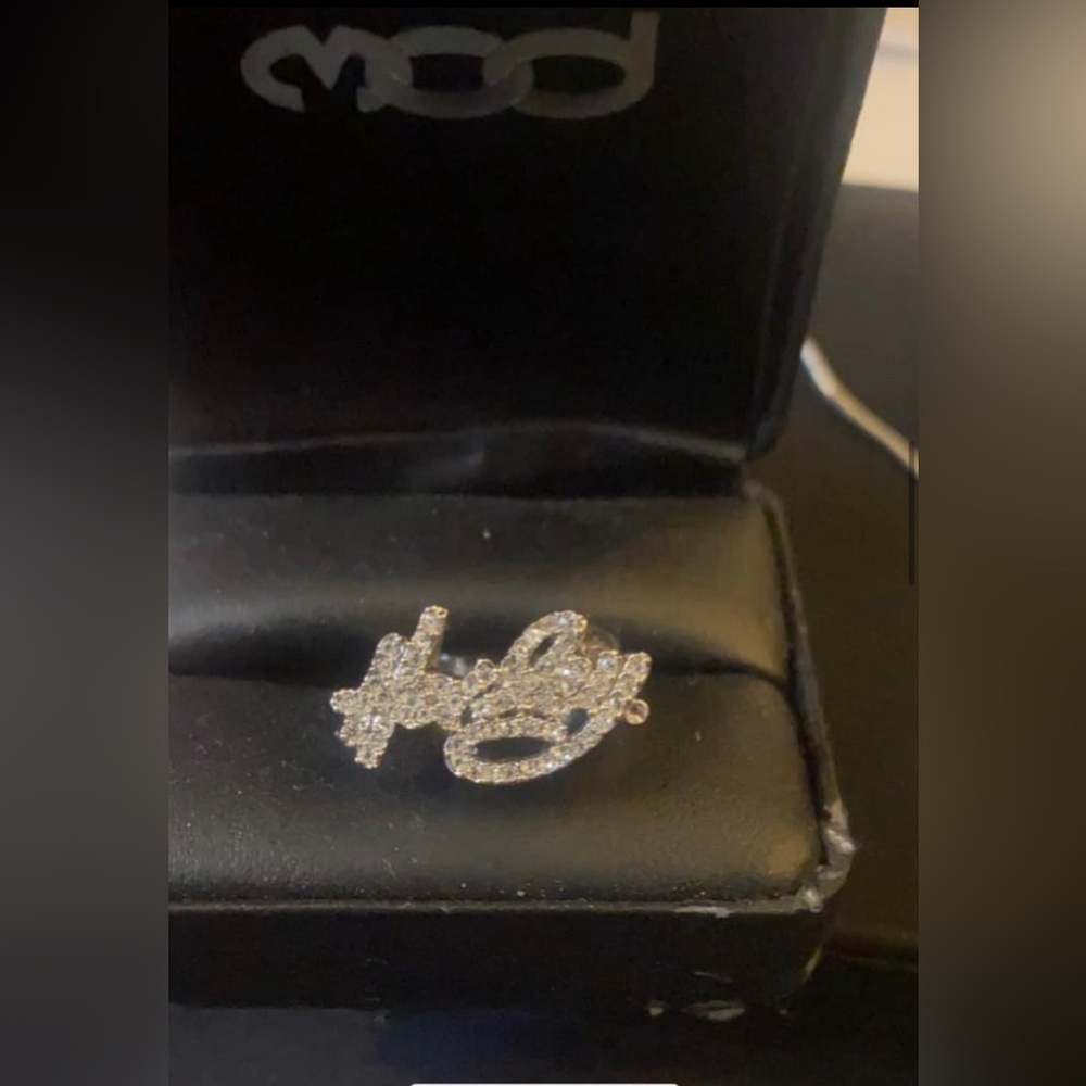 Harley-Davidson Crystal Logo Statement Ring in Silver